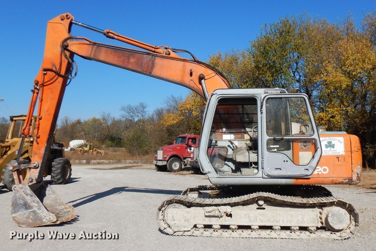 image for item FW9905 1994 Hitachi EX120  excavator