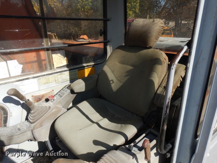 image for item FW9905 1994 Hitachi EX120  excavator