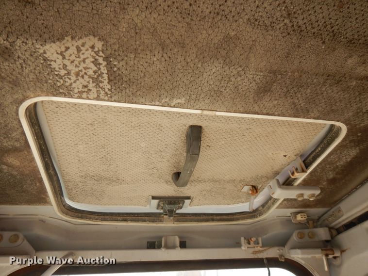 image for item FW9905 1994 Hitachi EX120  excavator