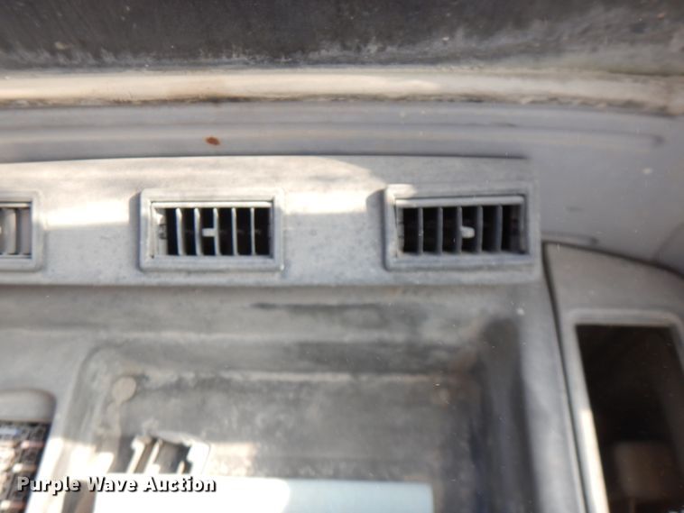 image for item FW9905 1994 Hitachi EX120  excavator