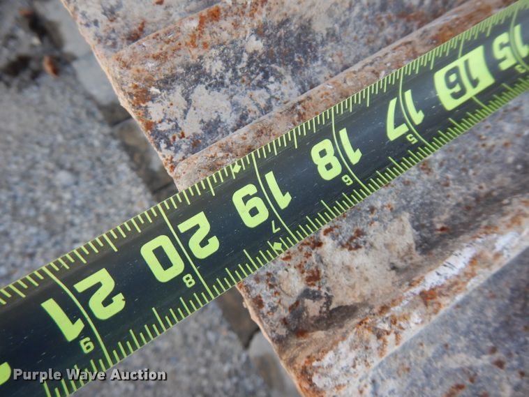 image for item FW9905 1994 Hitachi EX120  excavator