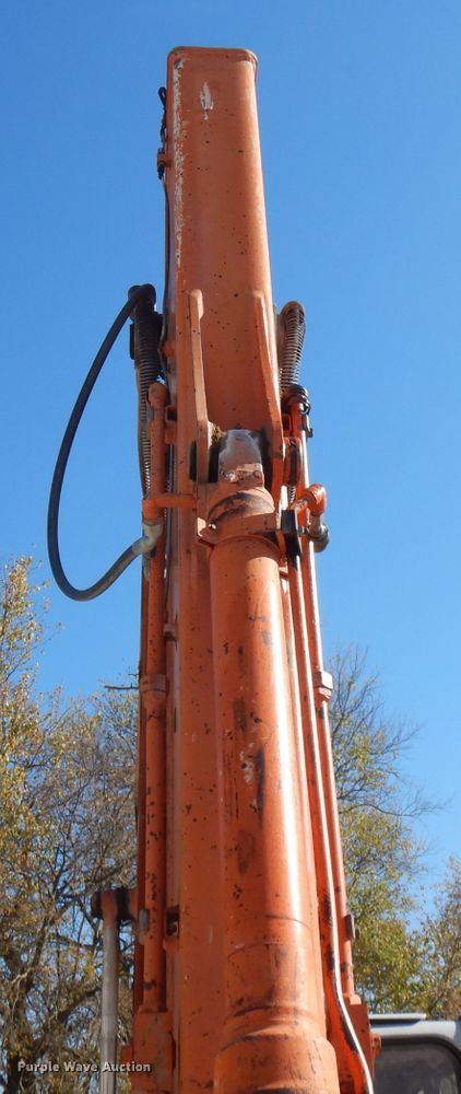 image for item FW9905 1994 Hitachi EX120  excavator