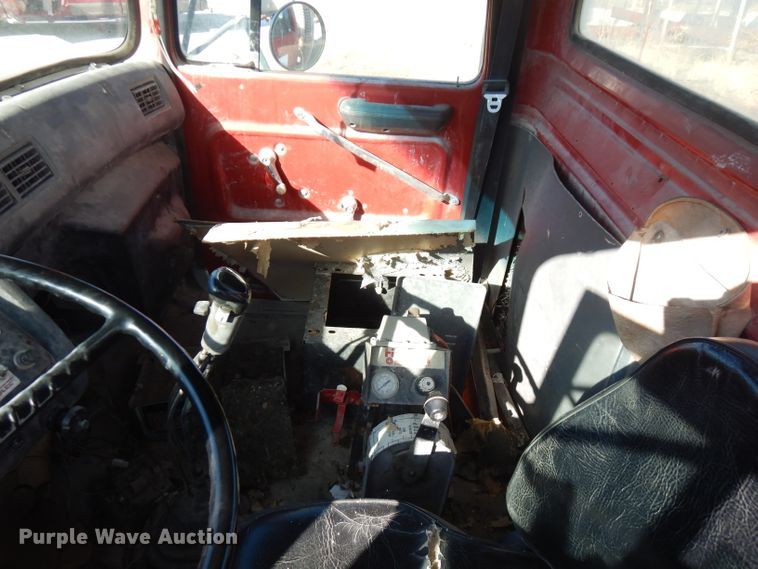 image for item FW9906 1997 Ford LT8000  ready mix truck