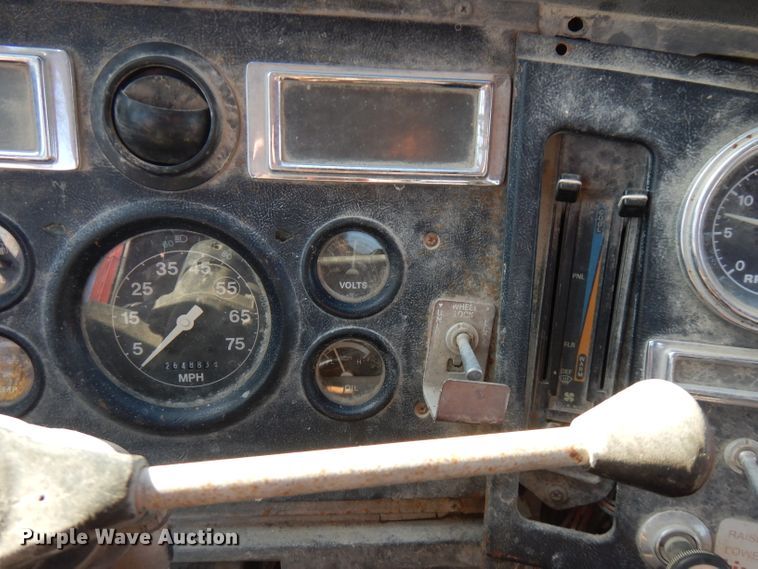 image for item FW9906 1997 Ford LT8000  ready mix truck