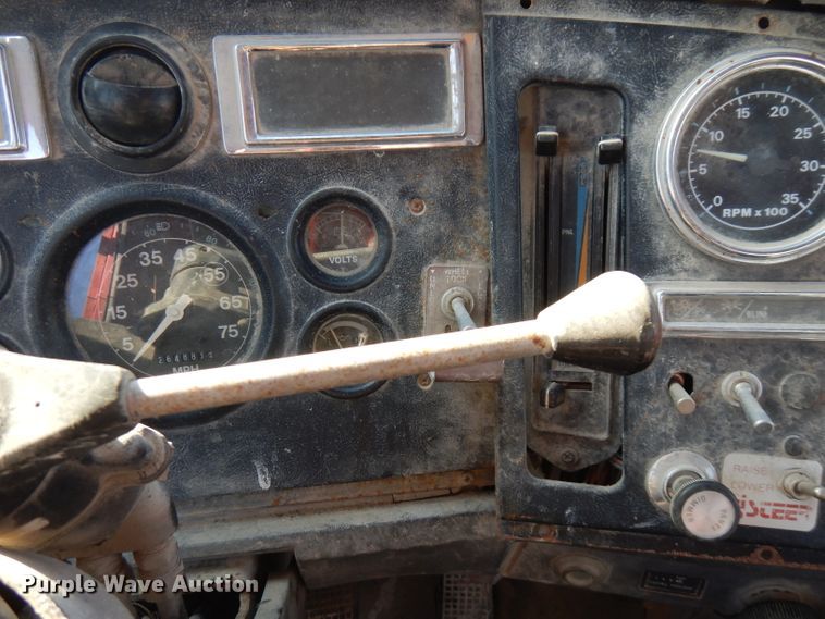 image for item FW9906 1997 Ford LT8000  ready mix truck