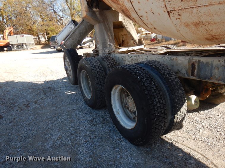 image for item FW9906 1997 Ford LT8000  ready mix truck