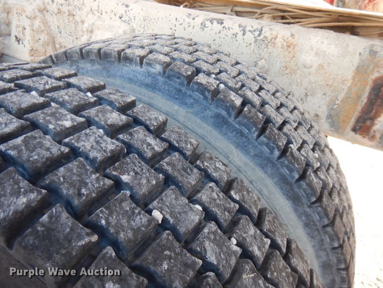 image for item FW9906 1997 Ford LT8000  ready mix truck