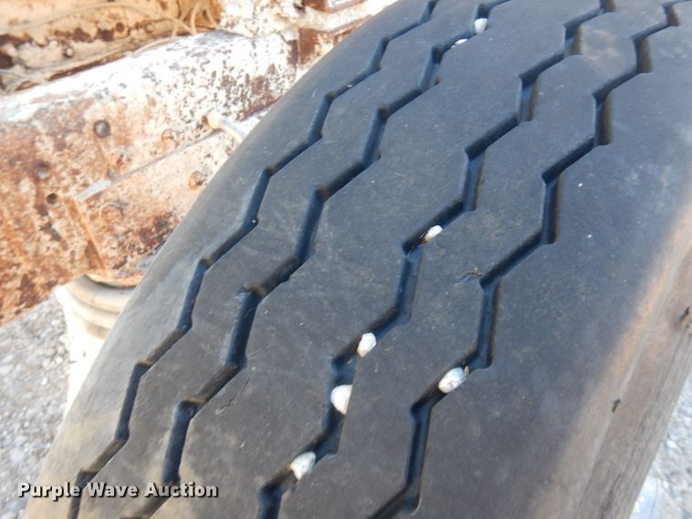 image for item FW9906 1997 Ford LT8000  ready mix truck