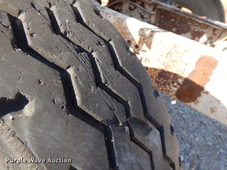 image for item FW9906 1997 Ford LT8000  ready mix truck