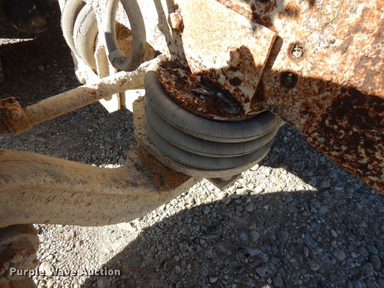 image for item FW9906 1997 Ford LT8000  ready mix truck