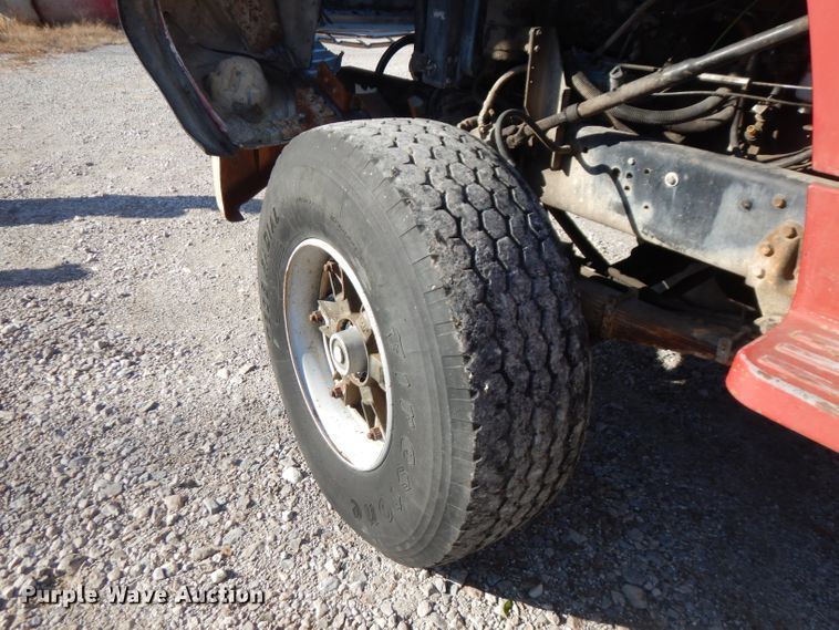 image for item FW9906 1997 Ford LT8000  ready mix truck