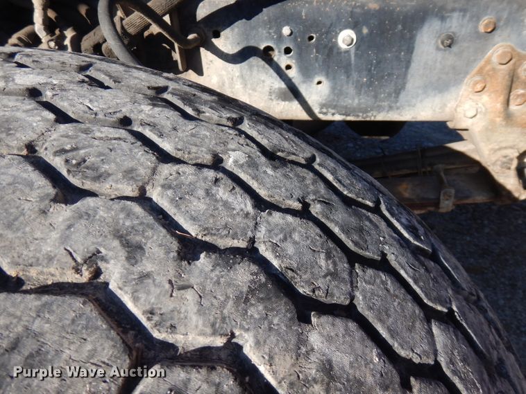 image for item FW9906 1997 Ford LT8000  ready mix truck