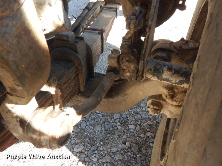 image for item FW9906 1997 Ford LT8000  ready mix truck