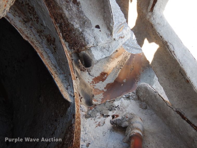 image for item FW9906 1997 Ford LT8000  ready mix truck