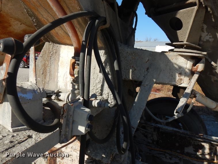 image for item FW9906 1997 Ford LT8000  ready mix truck