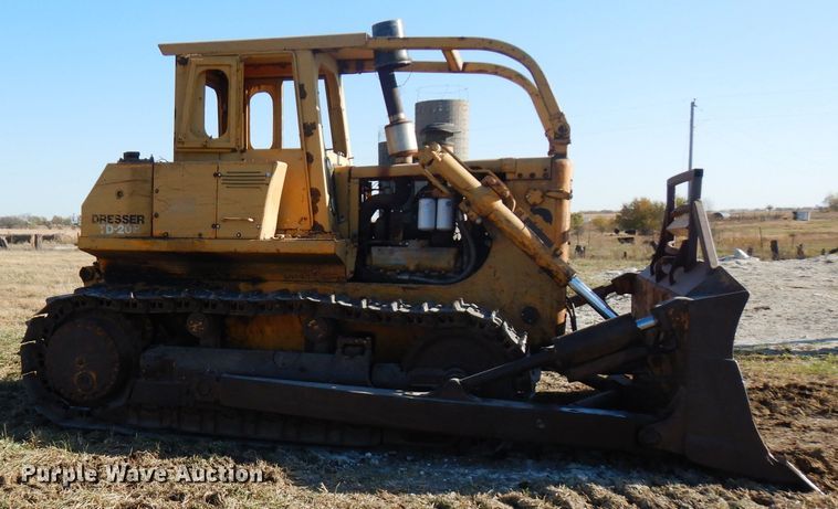 image for item FW9907 Dresser TD20E  dozer