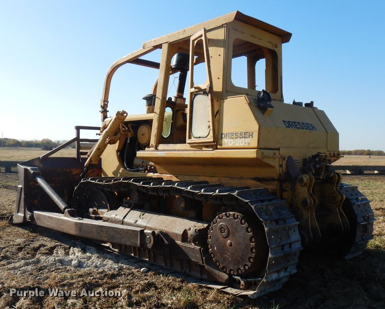 image for item FW9907 Dresser TD20E  dozer