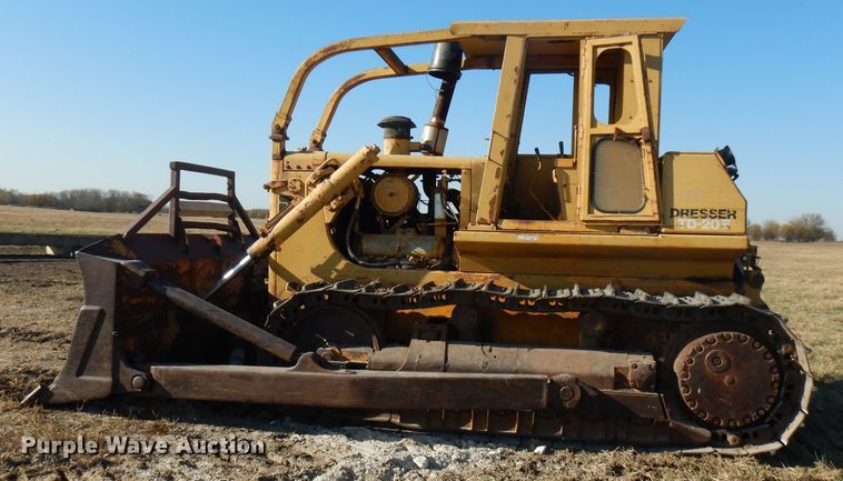 image for item FW9907 Dresser TD20E  dozer