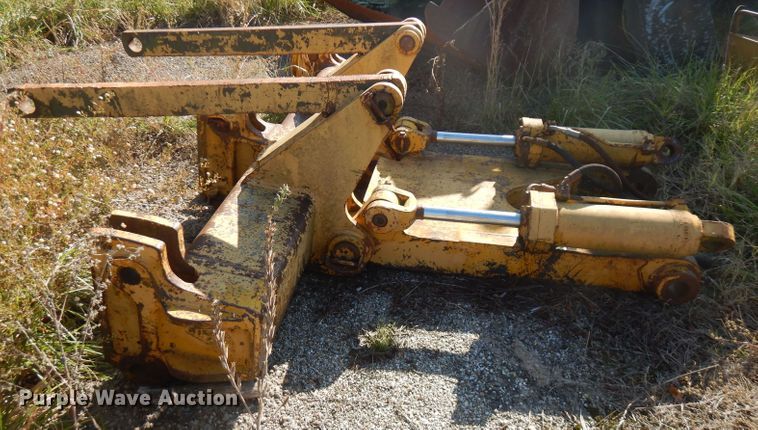 image for item FW9907 Dresser TD20E  dozer