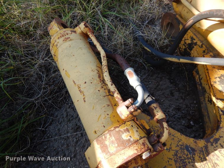 image for item FW9907 Dresser TD20E  dozer