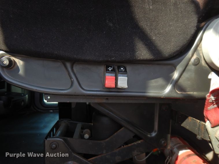 image for item FW9908 2011 Peterbilt 337  flatbed truck with crane