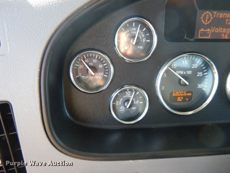 image for item FW9908 2011 Peterbilt 337  flatbed truck with crane