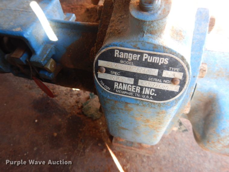 image for item FW9908 2011 Peterbilt 337  flatbed truck with crane