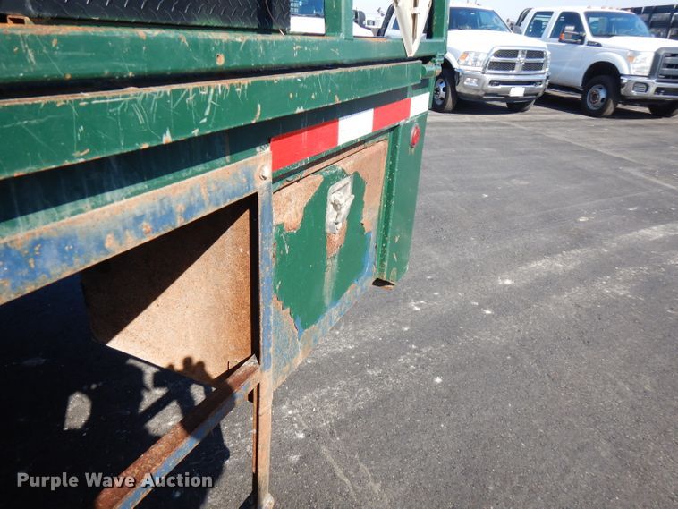 image for item FW9908 2011 Peterbilt 337  flatbed truck with crane