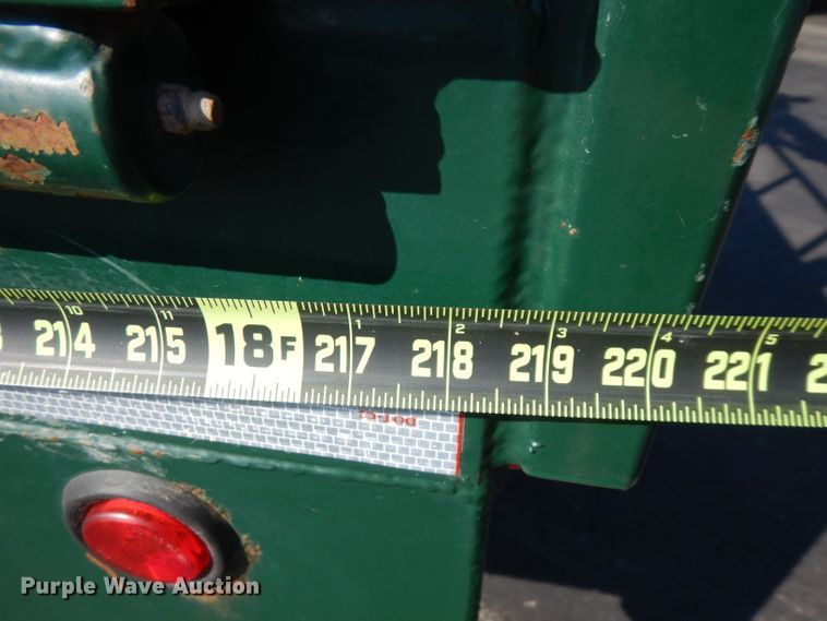 image for item FW9908 2011 Peterbilt 337  flatbed truck with crane