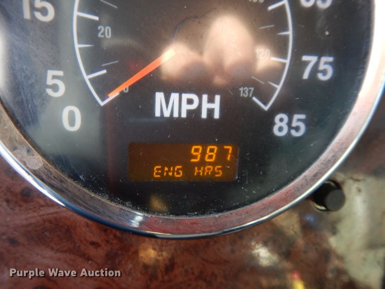 image for item FW9910 2005 International 5600i  dump truck