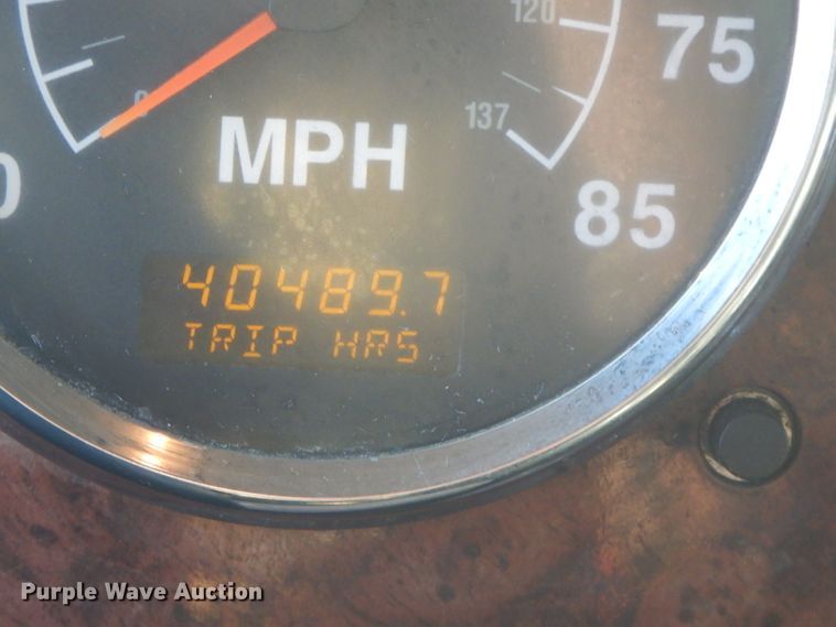 image for item FW9910 2005 International 5600i  dump truck