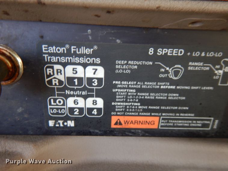 image for item FW9910 2005 International 5600i  dump truck