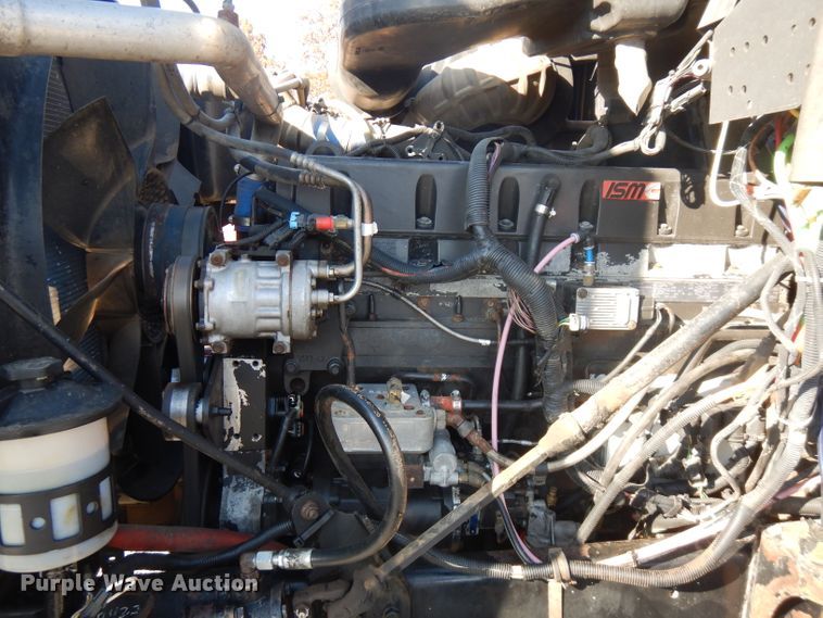 image for item FW9910 2005 International 5600i  dump truck