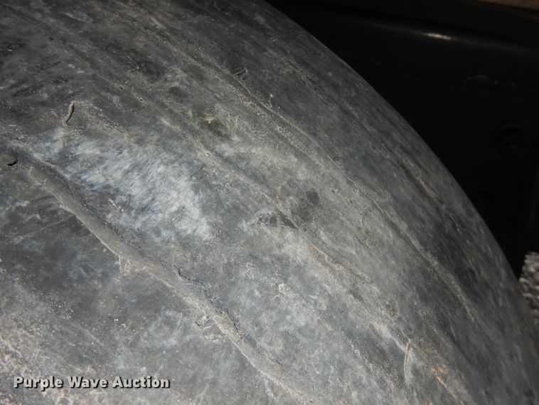 image for item FW9910 2005 International 5600i  dump truck