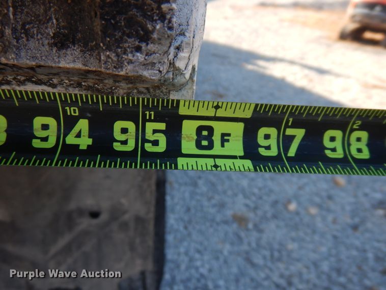 image for item FW9910 2005 International 5600i  dump truck