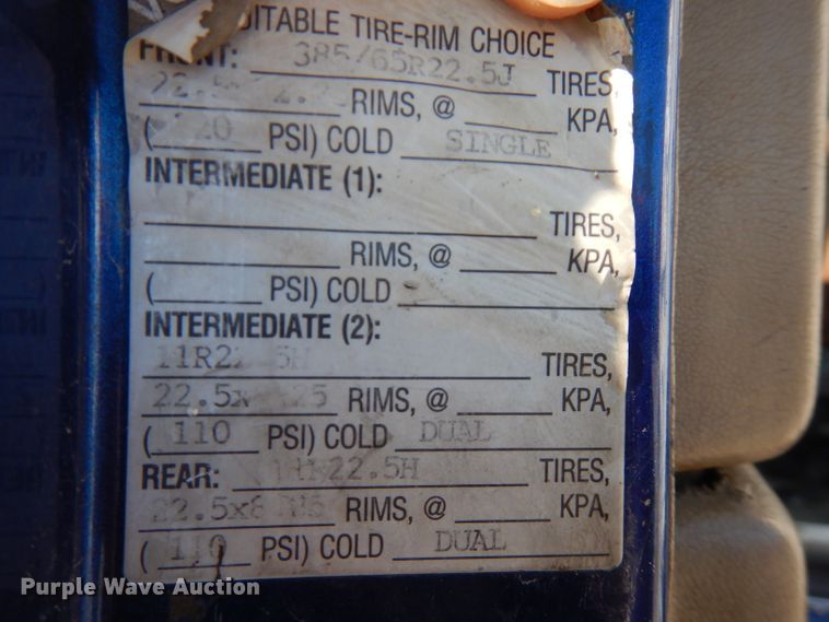 image for item FW9910 2005 International 5600i  dump truck