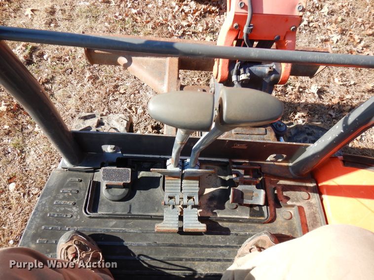 image for item FW9912 2010 Kubota KX71-3  mini excavator