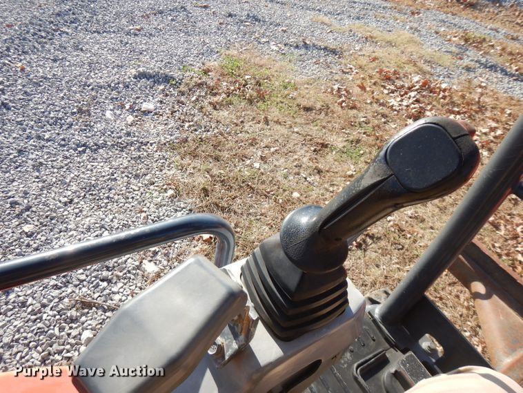 image for item FW9912 2010 Kubota KX71-3  mini excavator