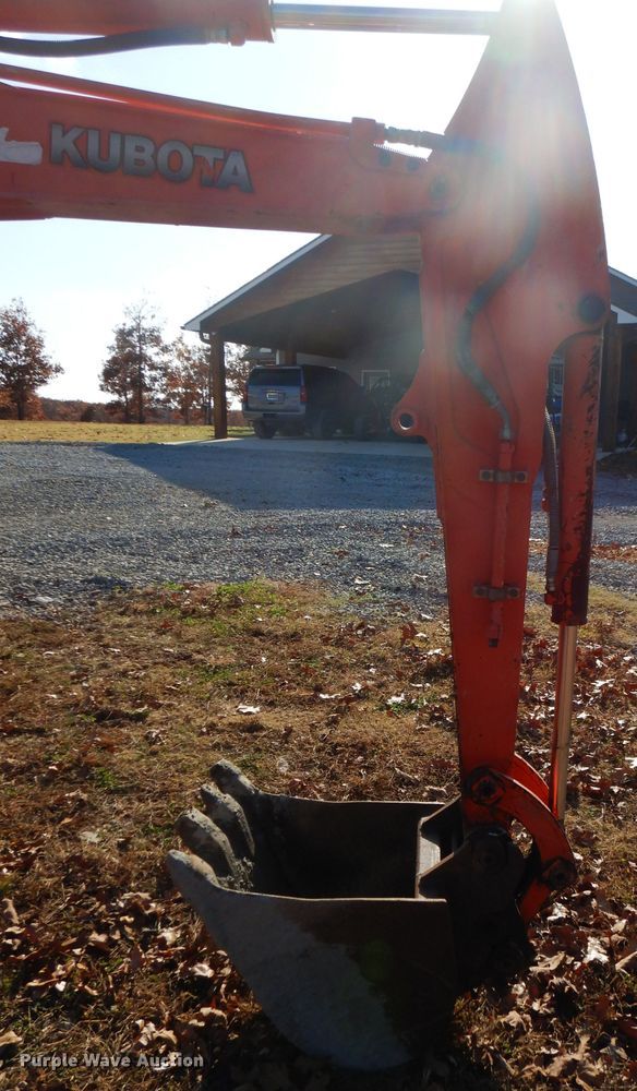 image for item FW9912 2010 Kubota KX71-3  mini excavator
