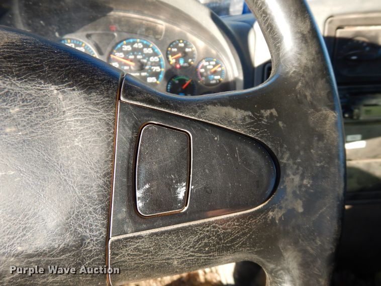 image for item FW9942 2007 International 4300  hydrovac truck