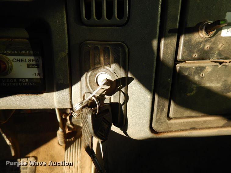 image for item FW9942 2007 International 4300  hydrovac truck