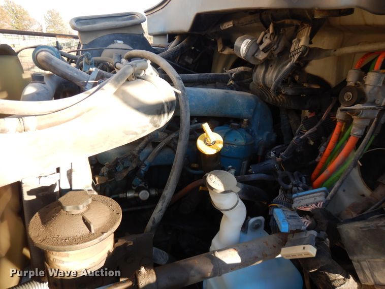 image for item FW9942 2007 International 4300  hydrovac truck