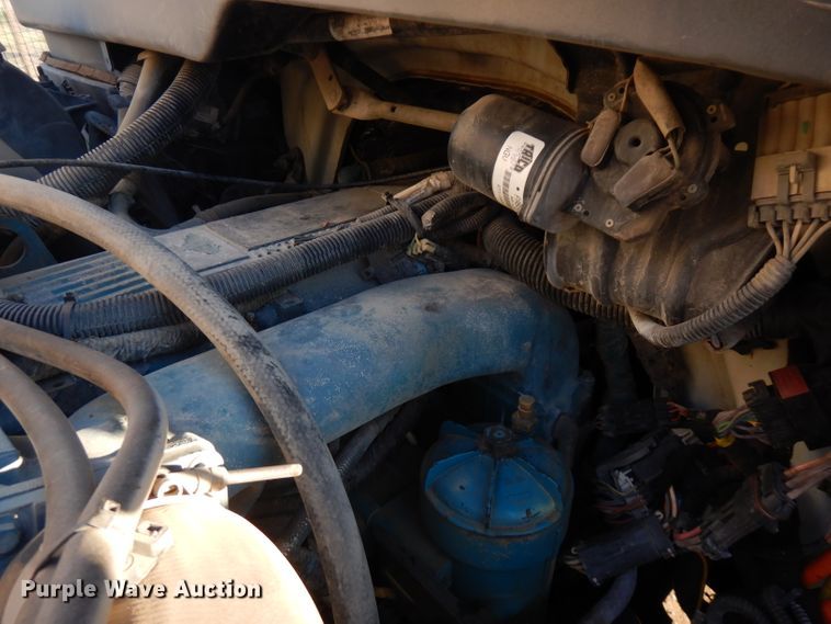 image for item FW9942 2007 International 4300  hydrovac truck