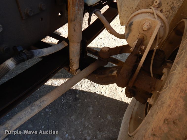 image for item FW9942 2007 International 4300  hydrovac truck