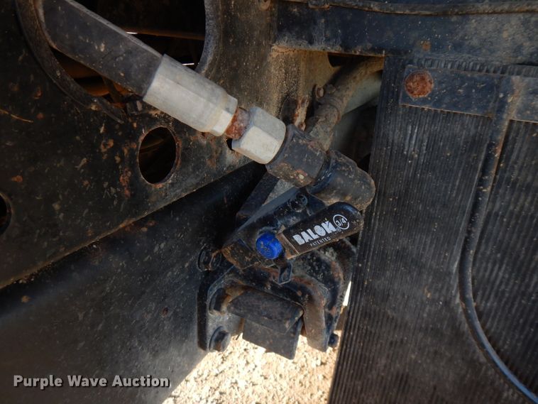 image for item FW9942 2007 International 4300  hydrovac truck