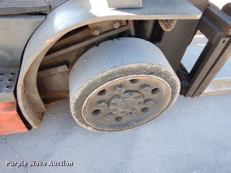 image for item FW9974 Toyota 42-6FGCU25  forklift