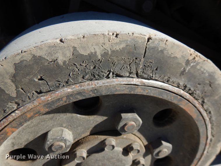 image for item FW9974 Toyota 42-6FGCU25  forklift