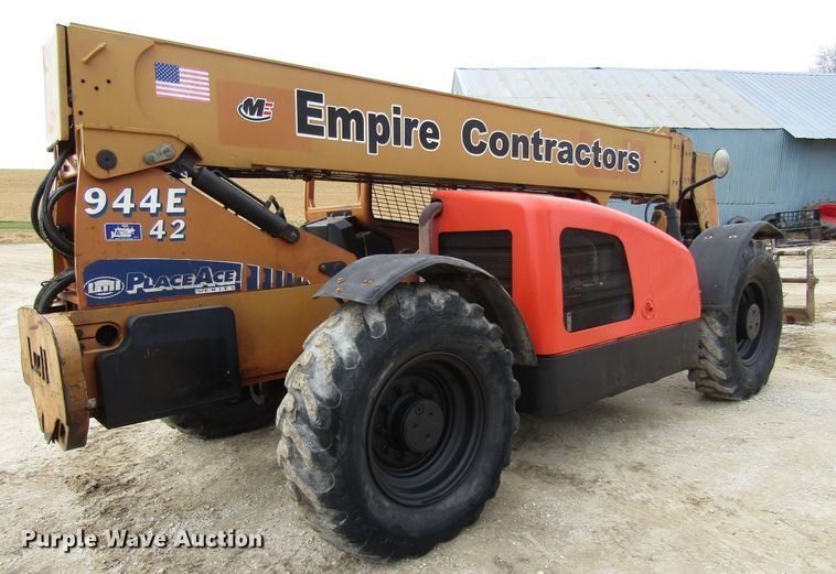 image for item GQ9215 2004 Lull 944E-42  telehandler