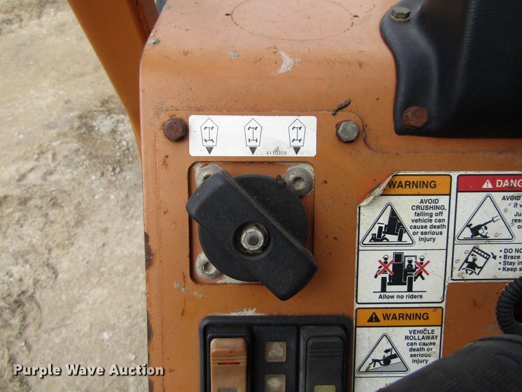 image for item GQ9215 2004 Lull 944E-42  telehandler