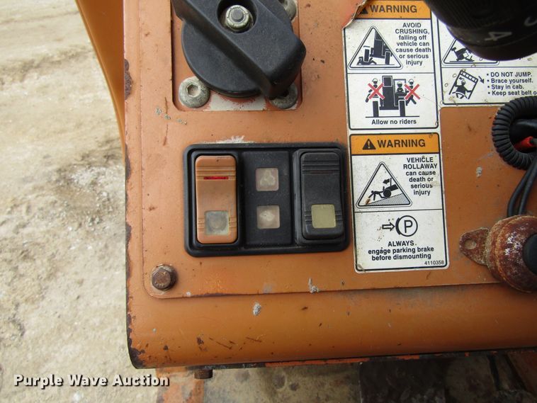 image for item GQ9215 2004 Lull 944E-42  telehandler